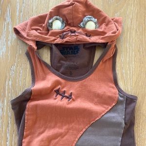 Her universe Ewok tank